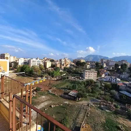 Διαμέρισμα Spacious With Mountain Panorama